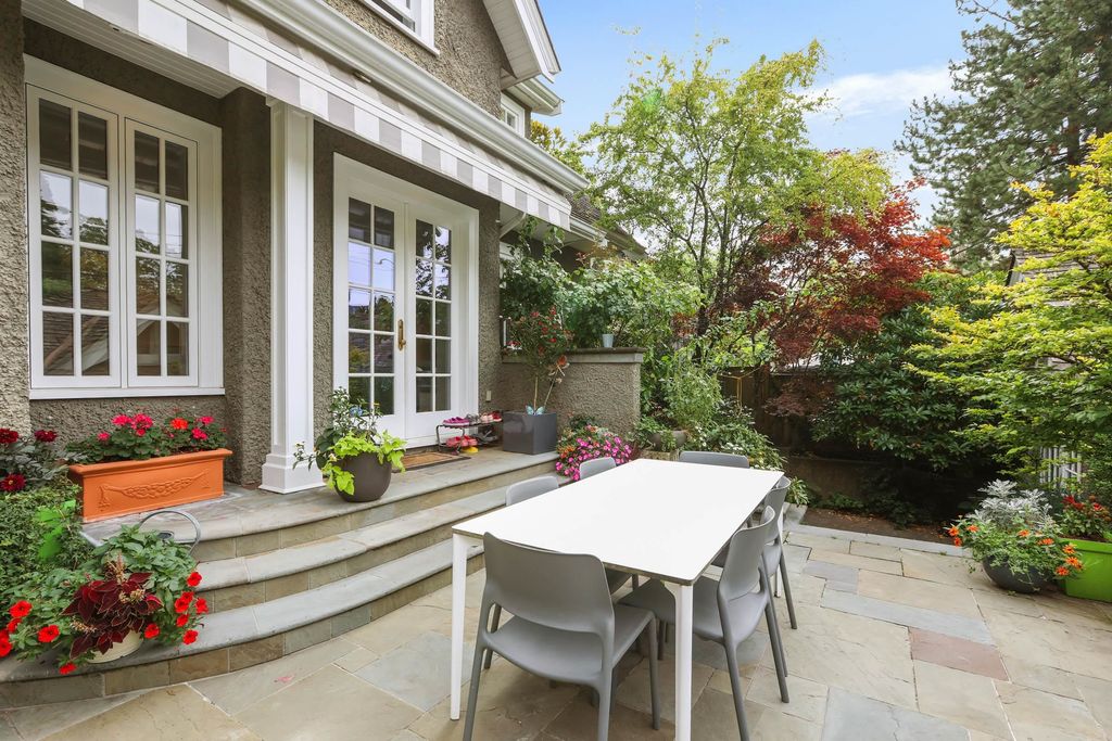 listing image 1104006999376343633