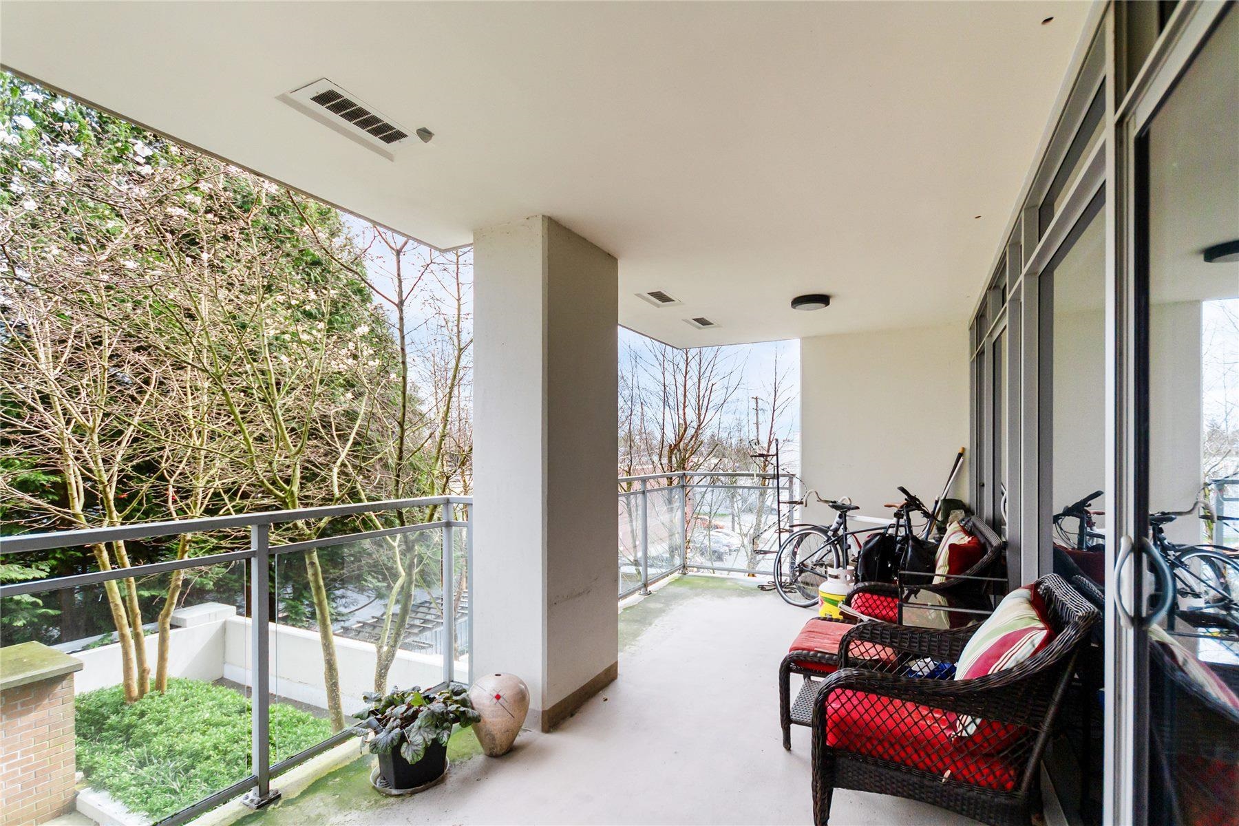 608 Belmont Street 311