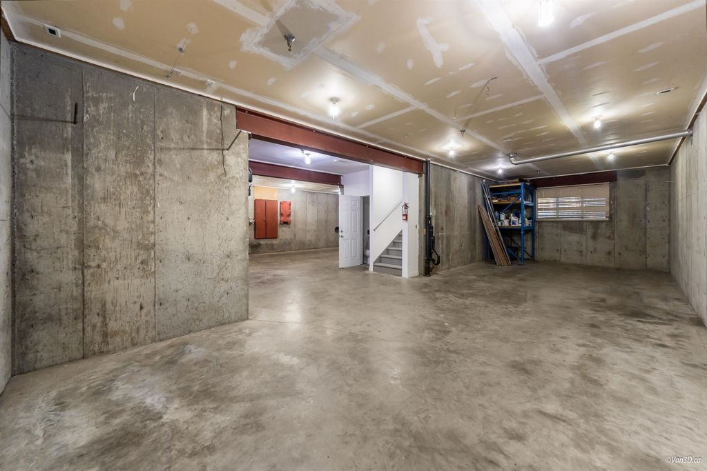 listing image 1103770099960497335