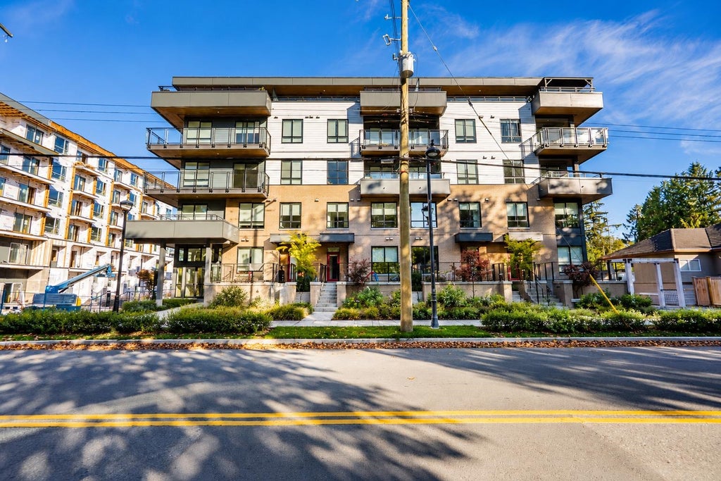 Photo of 9456 134 Street #221, Surrey, BC V3V 0G8 (MLS # R3172900)