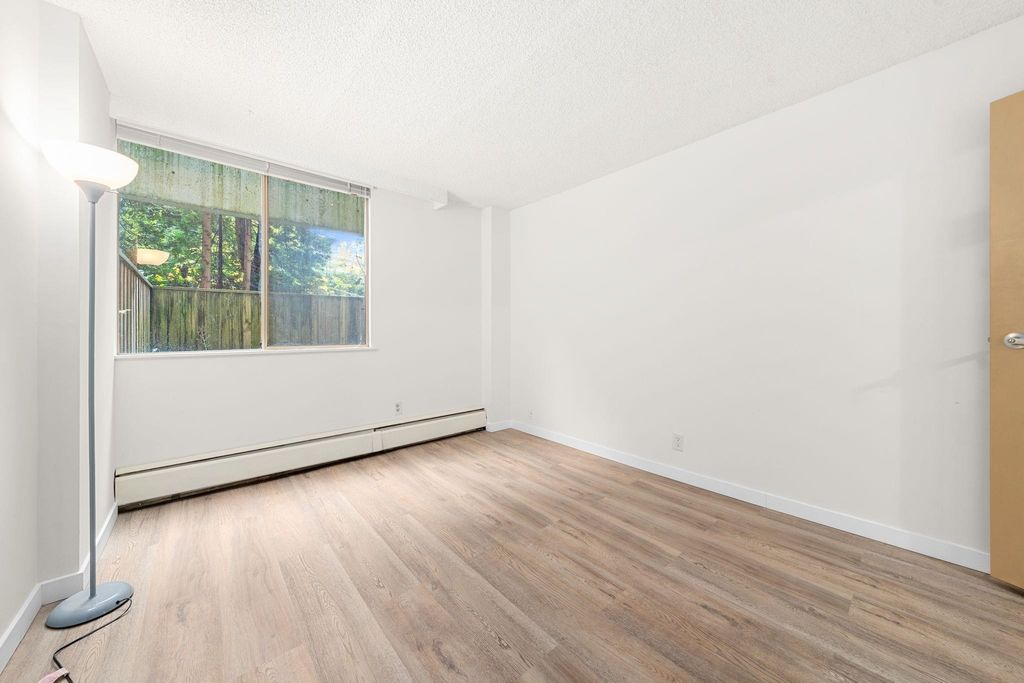 listing image 1108783840687449252