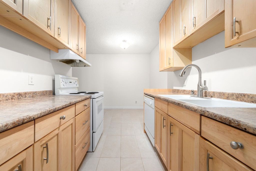 listing image 1107811130384847054