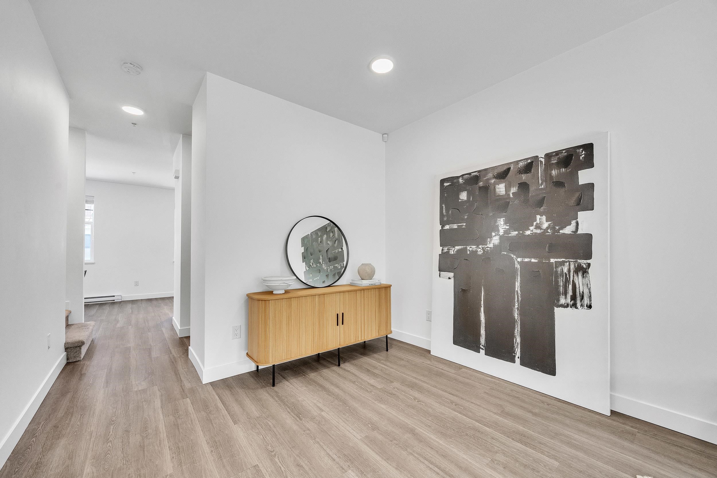 1818 Harbour Street 11