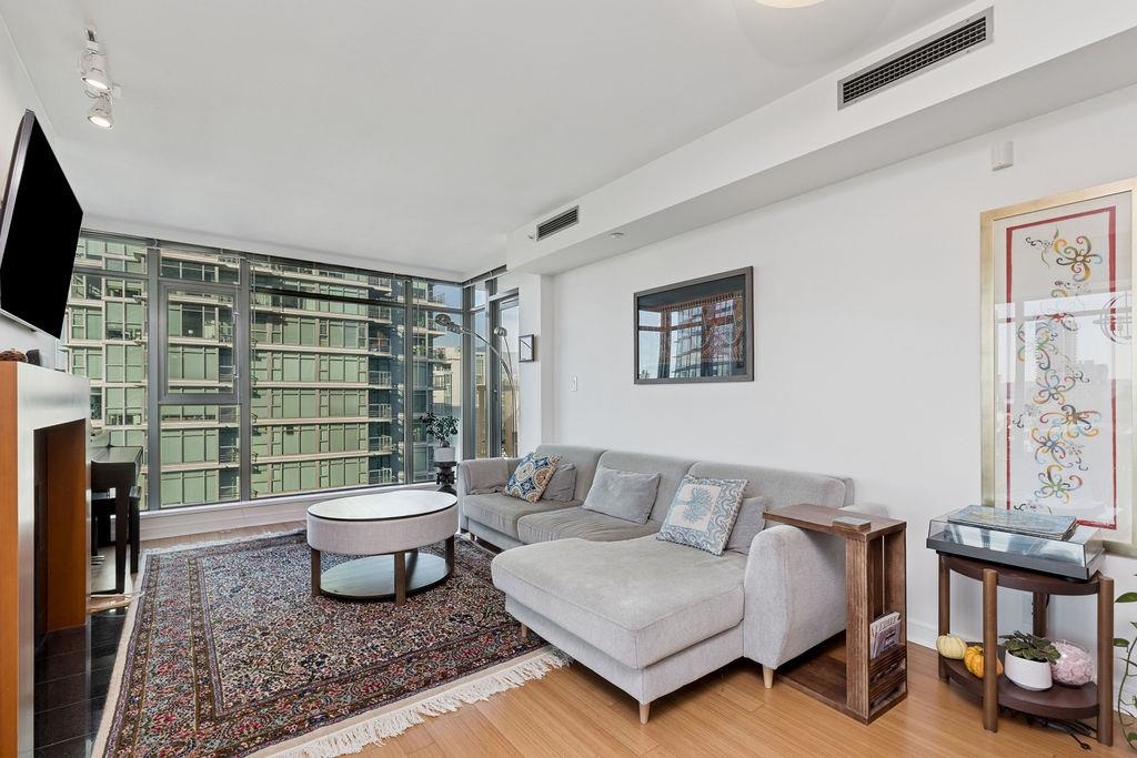 1680 Bayshore Drive 1202