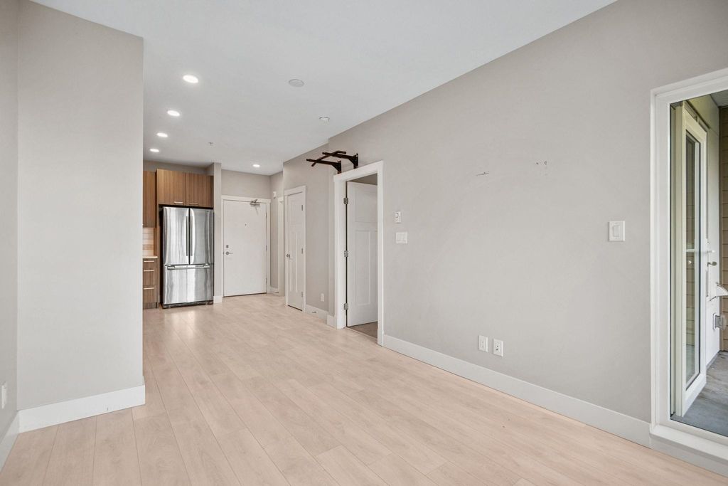 listing image 1105122827504159800