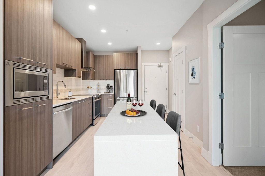 listing image 1109426265088264856