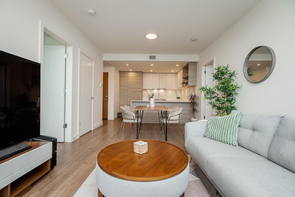 listing image 1106250734922387282