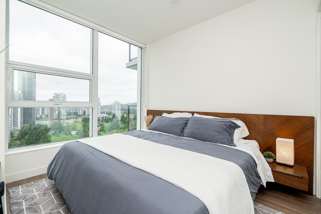 listing image 1106913182056566634