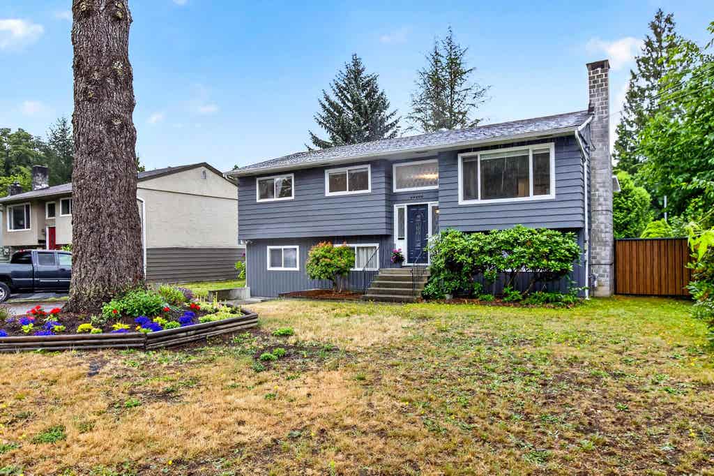 Photo of 20800 Camwood Avenue, Maple Ridge, BC V2X 2P1 (MLS # R3143239)