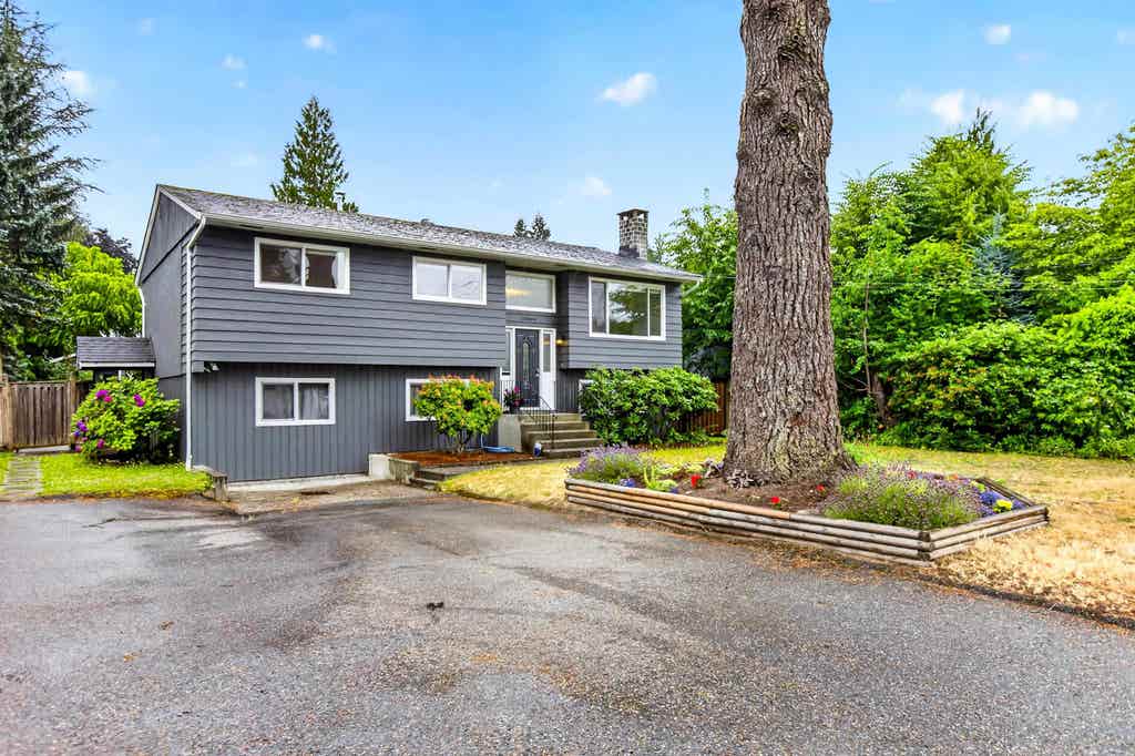 Photo of 20800 Camwood Avenue, Maple Ridge, BC V2X 2P1 (MLS # R3143239)