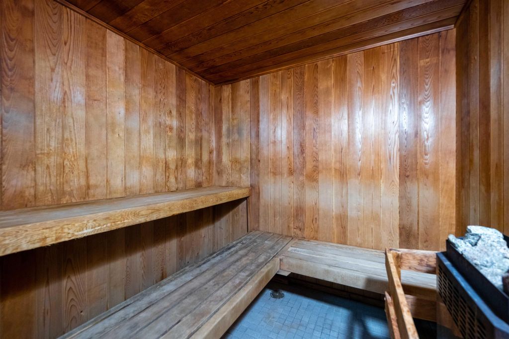 listing image 1105590577690924015