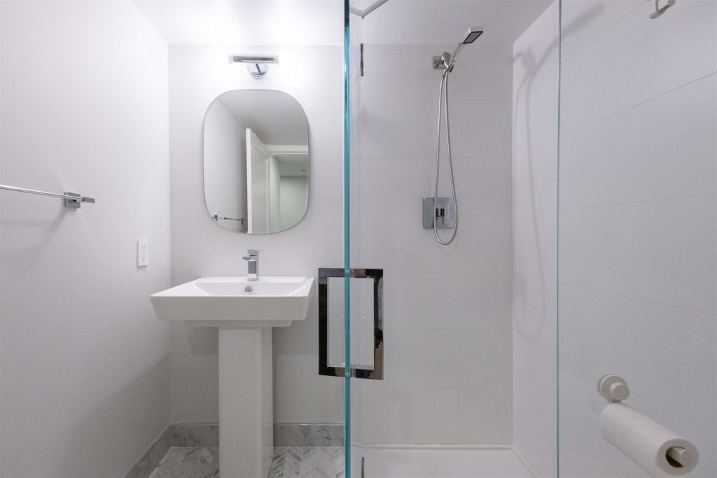 listing image 1101613165684542189