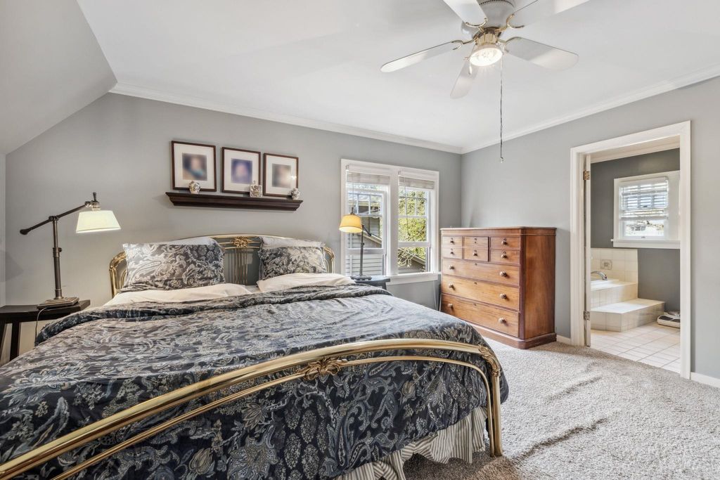 listing image 1104781171919038812