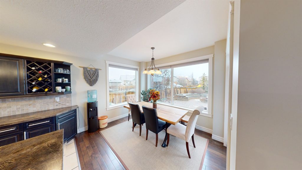 listing image 1102292338932623599