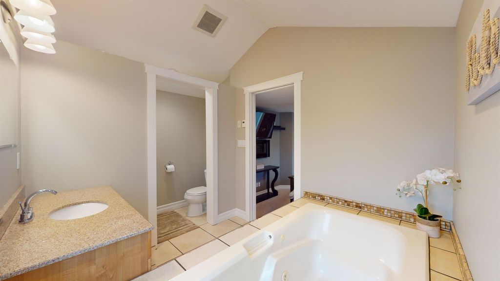 listing image 1106113042823609836