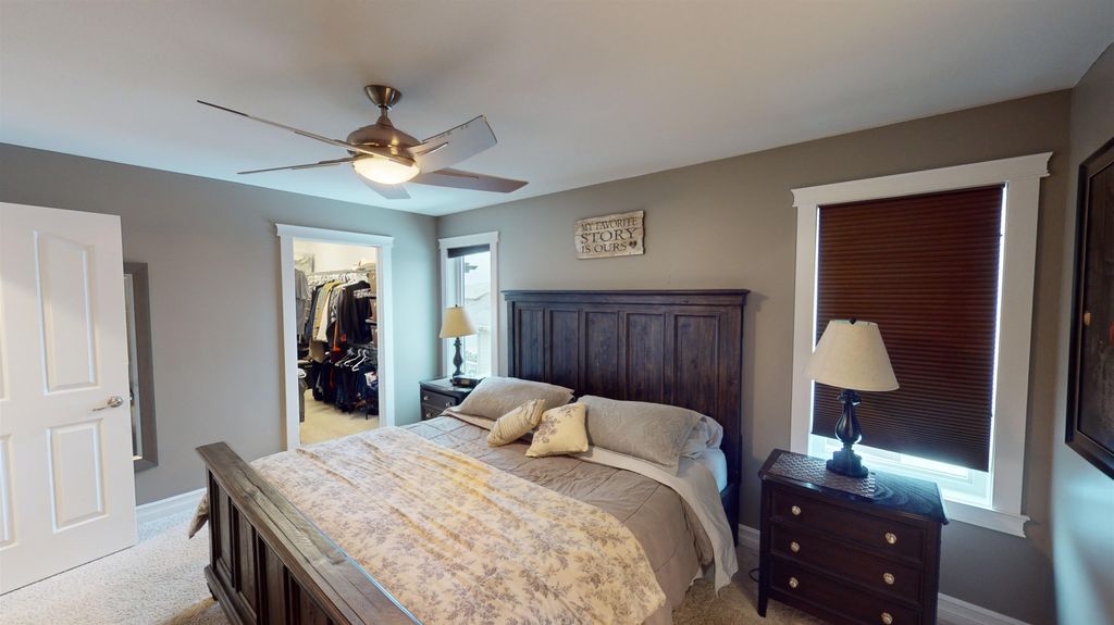 listing image 1102544884171831204