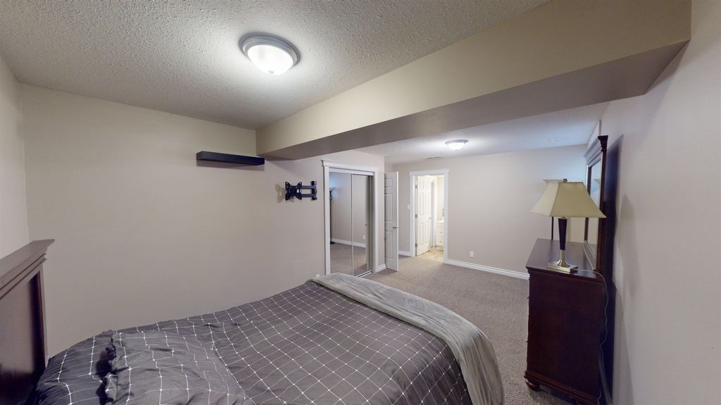 listing image 1104551018997156785