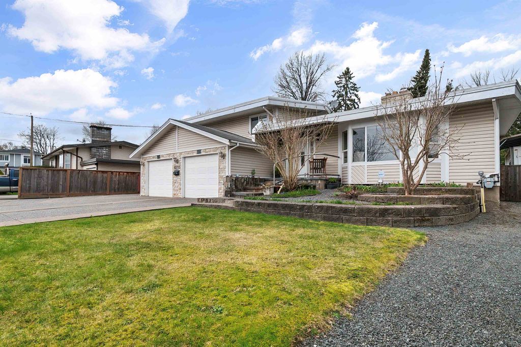 Photo of 45715 Berkeley Avenue, Chilliwack, BC V2P 3N1 (MLS # R3098021)