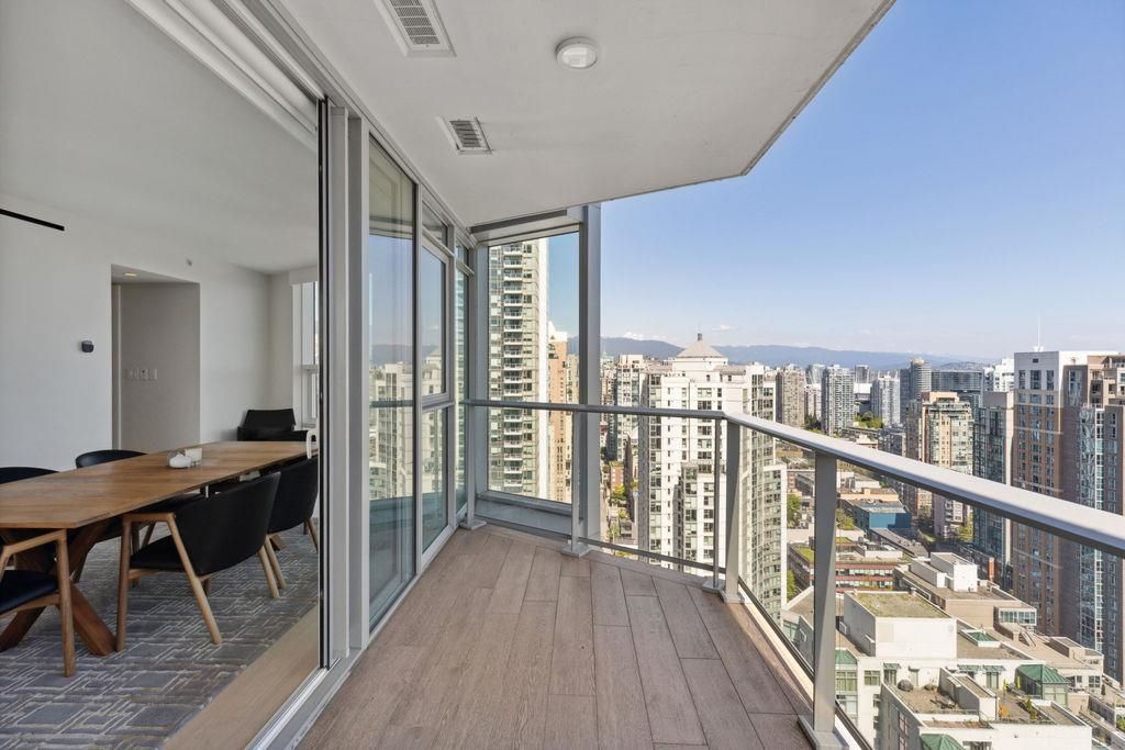 listing image 1108208348159955142
