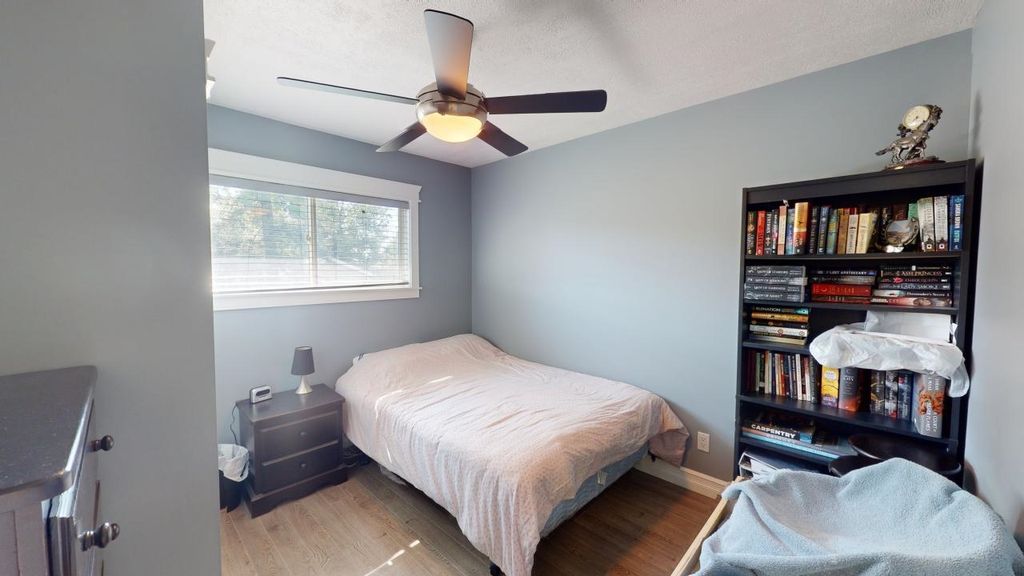 listing image 1102340020223002532