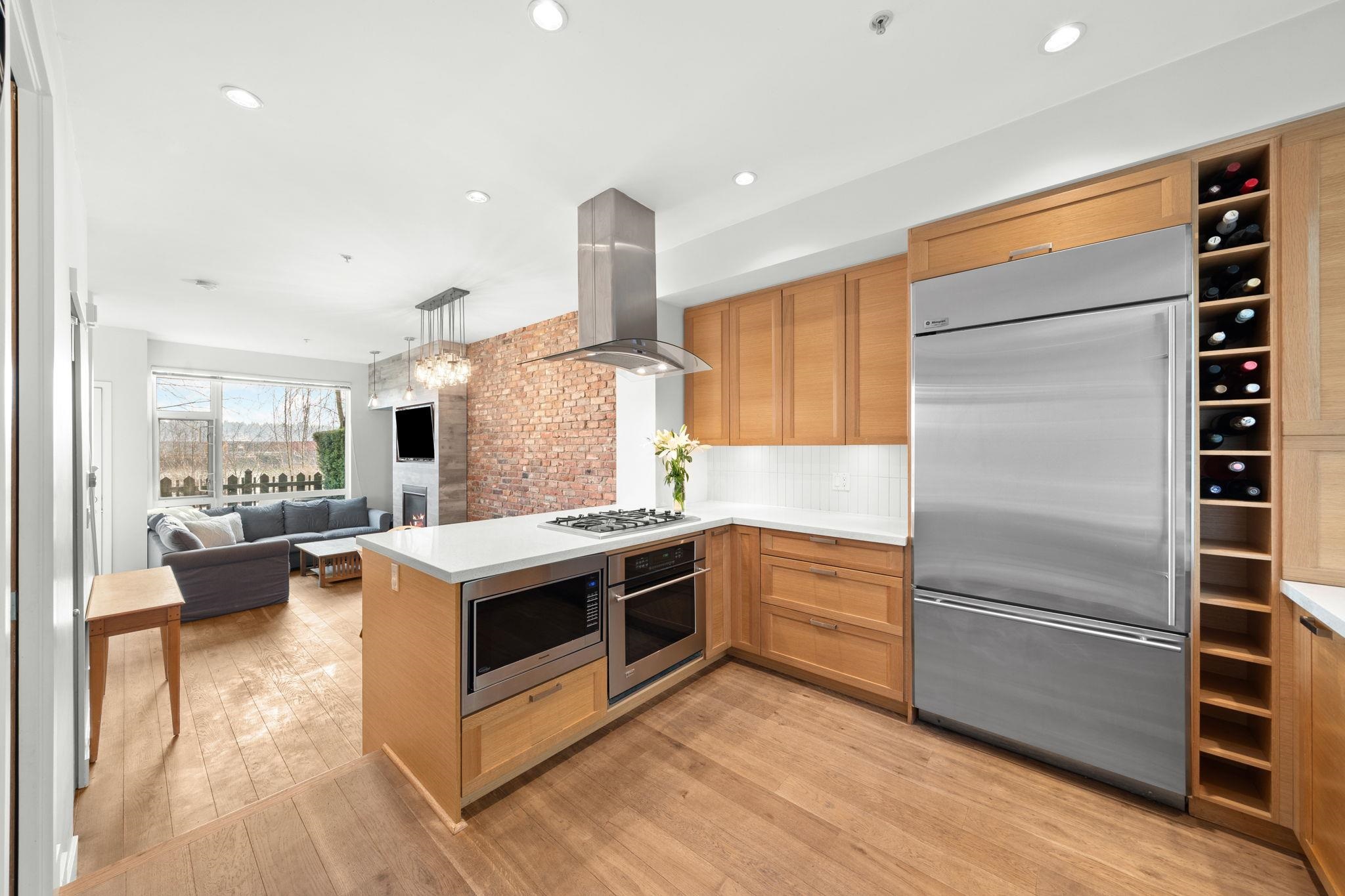 230 Salter Street 28