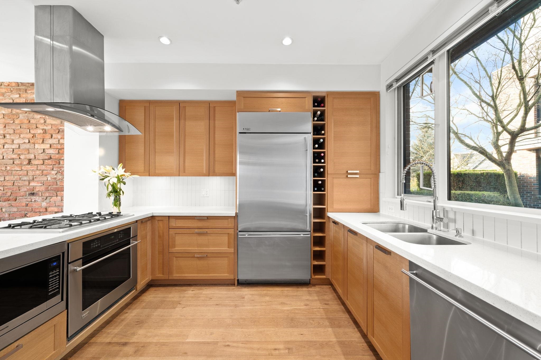 230 Salter Street 28