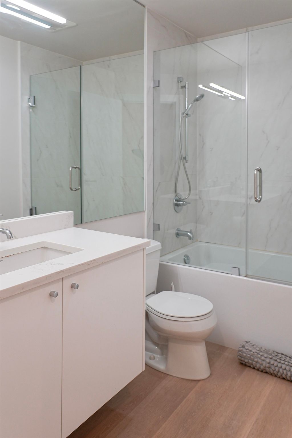 listing image 1100055247202256246