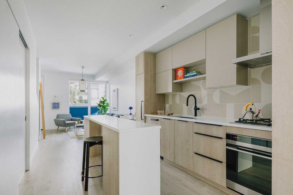 listing image 1109066883206764437