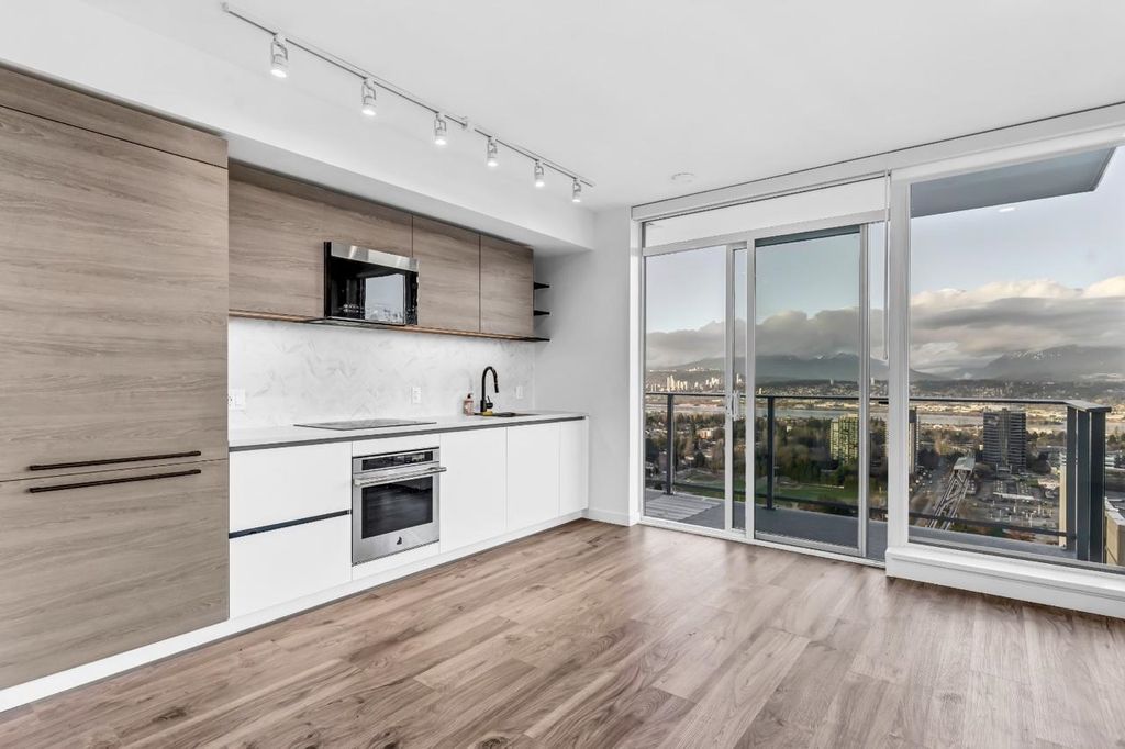 listing image 1101978987336479842
