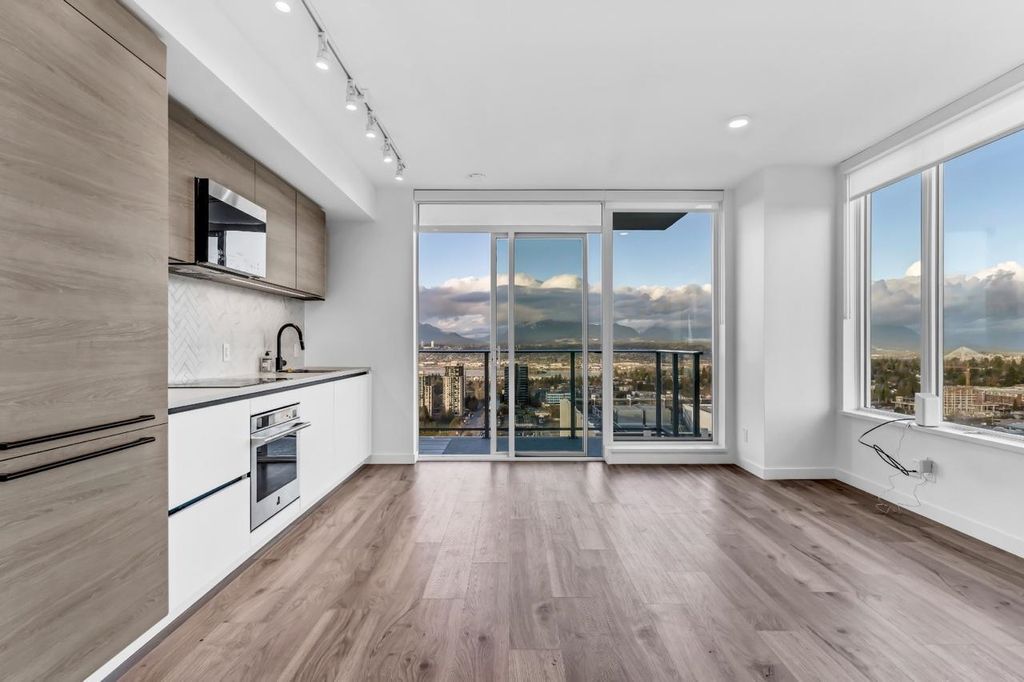 listing image 1104939946464257752