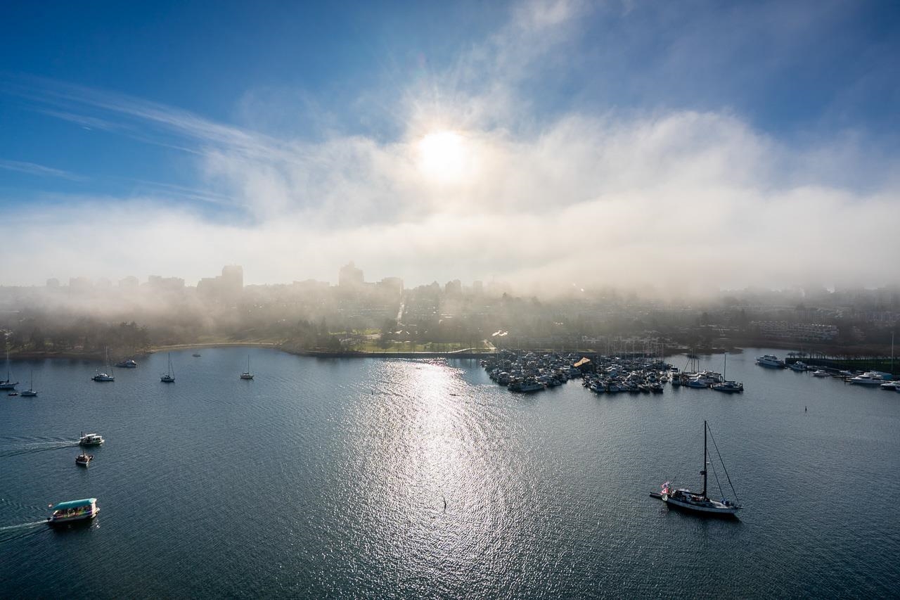 1560 Homer Mews 1703