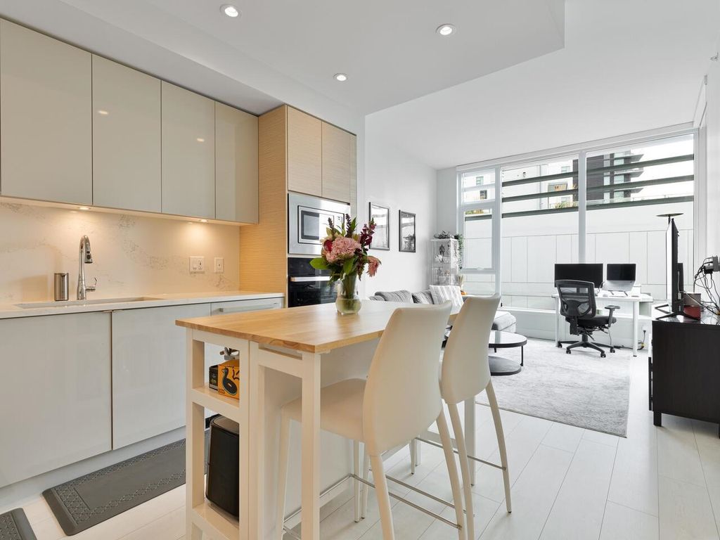 listing image 1109349646417846045