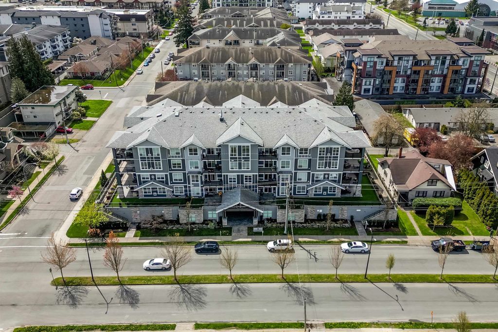 Photo of 45630 Spadina Avenue #104, Chilliwack, BC V2P 0G9 (MLS # R3105296)