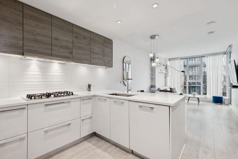 7358 Edmonds Street 507 Burnaby BC V3N 0H1