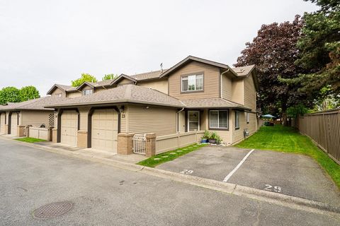 11880 82 Avenue 29 Delta BC V4C 8C7