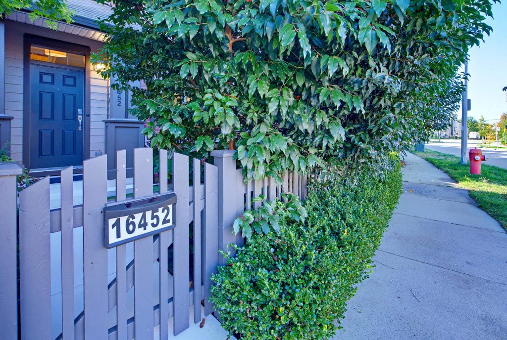 Photo of 16452 24a Avenue, Surrey, BC V3Z 0V8 (MLS # R3177622)