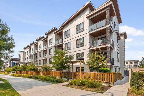 20362 72b Avenue 104 Langley BC V2Y 5K4