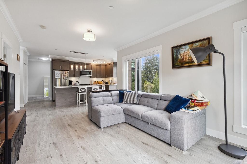 listing image 1108493739185299893