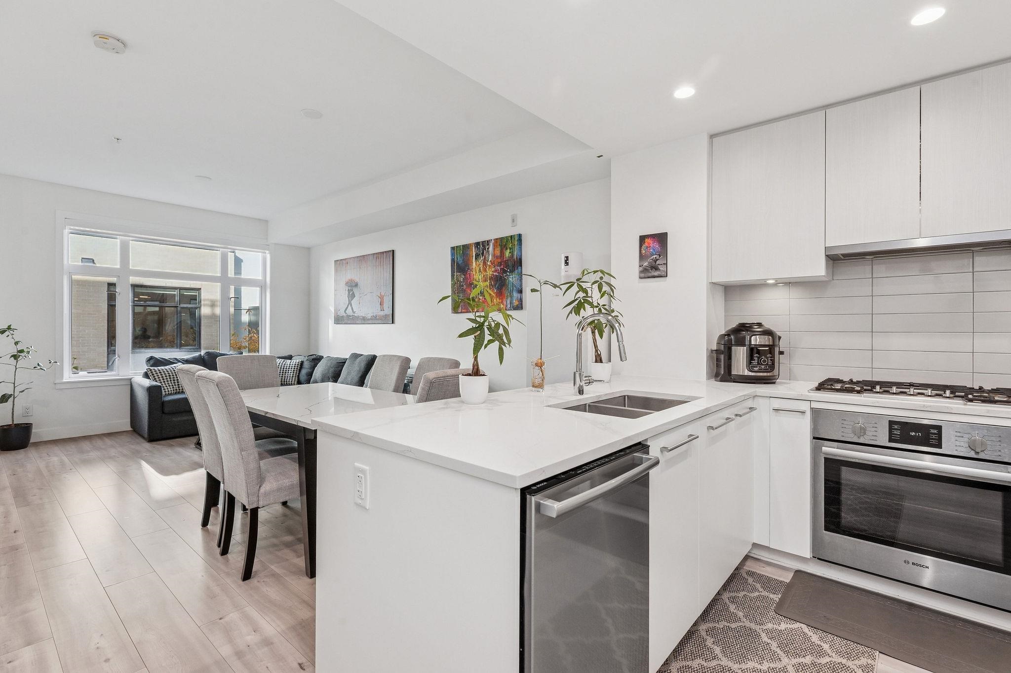 2035 Glenaire Drive 266