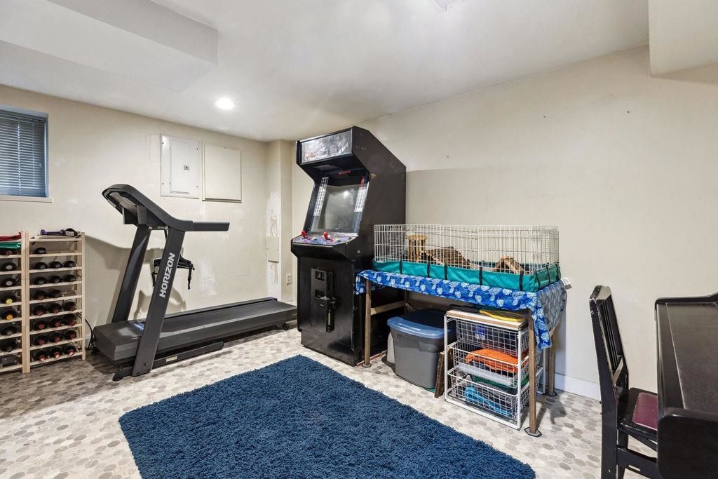 listing image 1106484416151445836