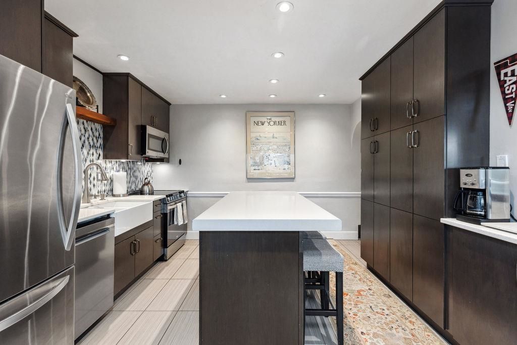 listing image 1106850298154993269