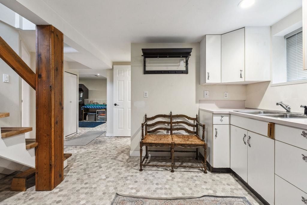 listing image 1106015214057550032