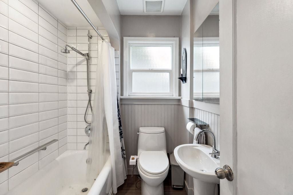 listing image 1106182155318377509