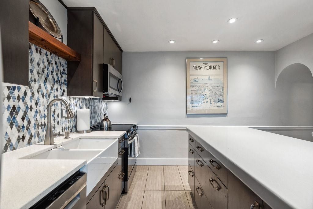 listing image 1105248563240704792