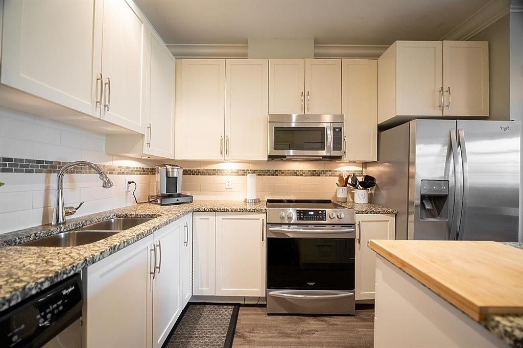 Photo of 20861 83 Avenue #116, Langley, BC V2Y 0M8 (MLS # R3161006)