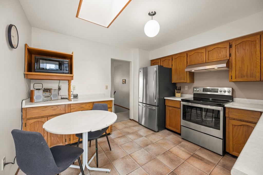 Photo of 9315 213 Street, Langley, BC V1M 1Z6 (MLS # R3112451)