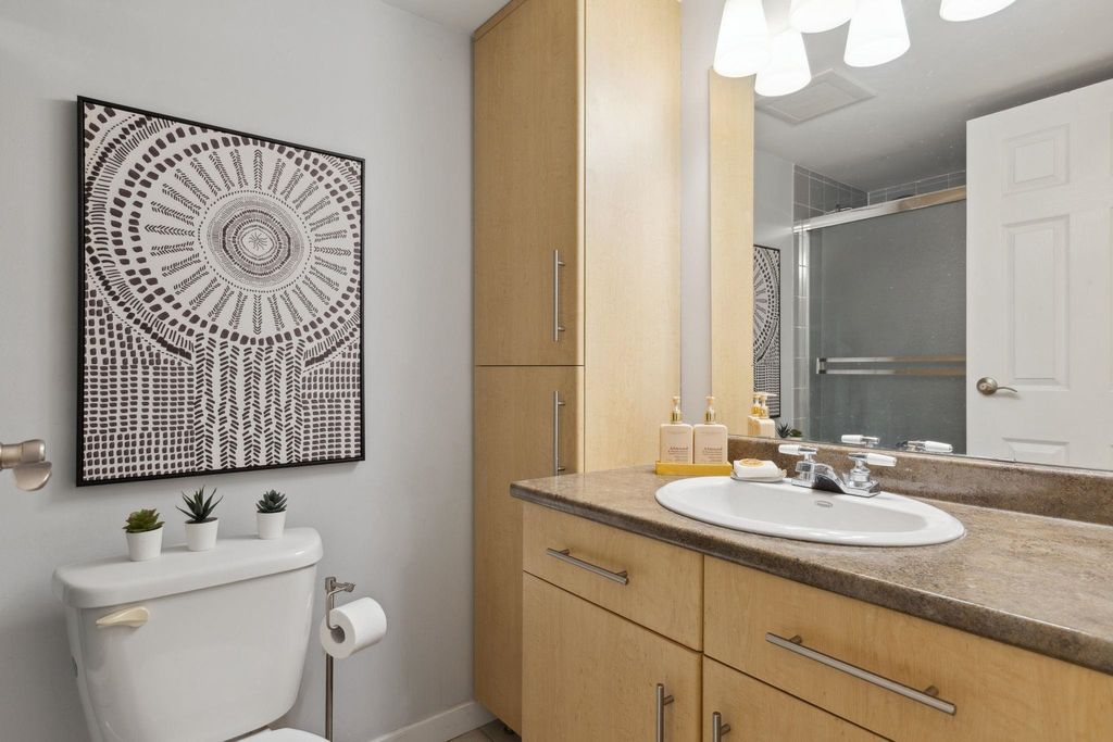 listing image 1106563477032191399