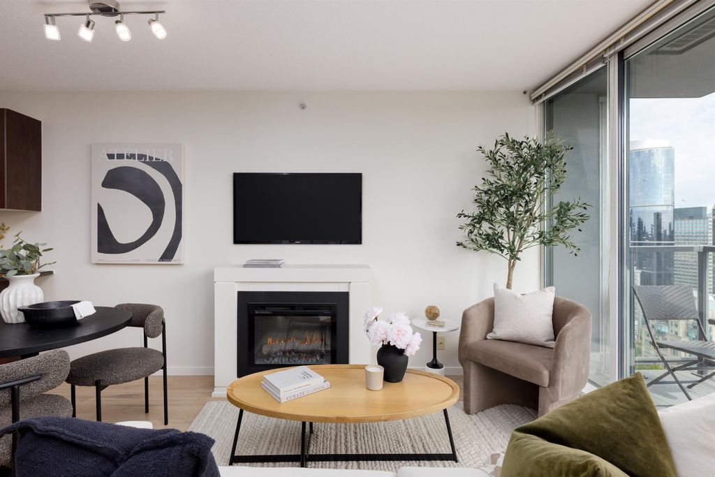 listing image 1100834947584951419