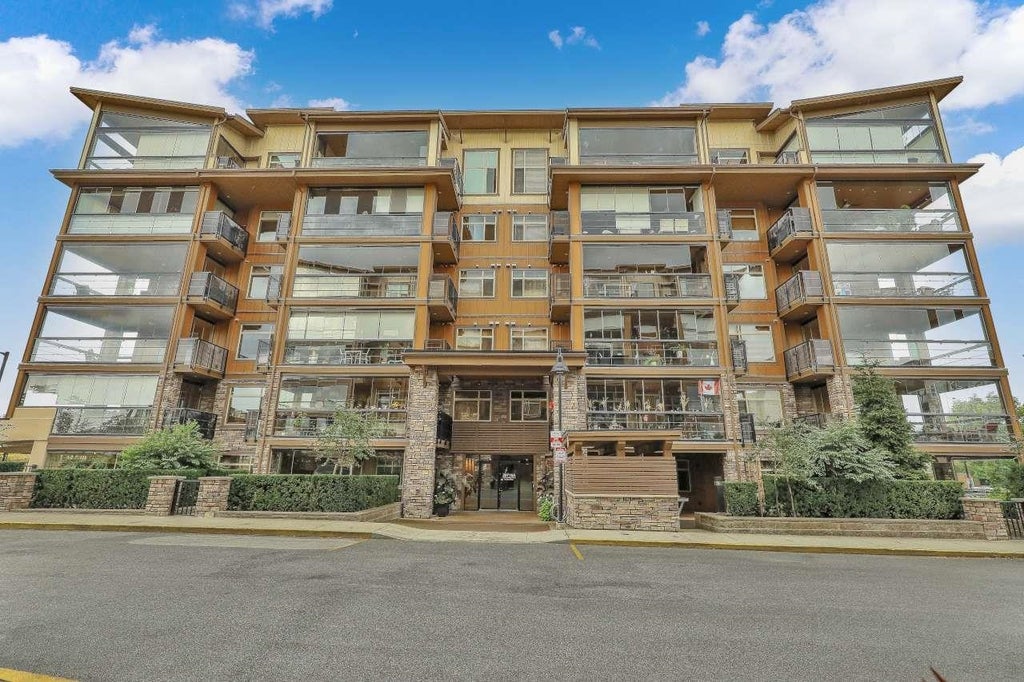 Photo of 20716 Willoughby Town Centre Drive #A303, Langley, BC V2Y 3J7 (MLS # R3160160)