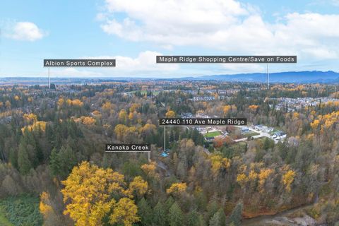 24440 110 Avenue Maple Ridge BC V2W 1H8
